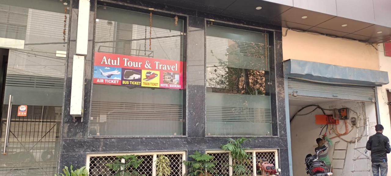 Hotel Sun plaza Luxury Nuova Delhi Esterno foto