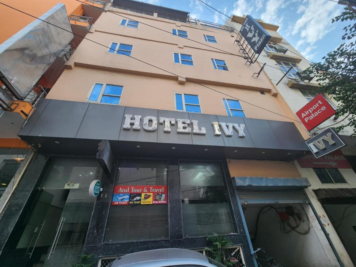 Hotel Sun plaza Luxury Nuova Delhi Esterno foto